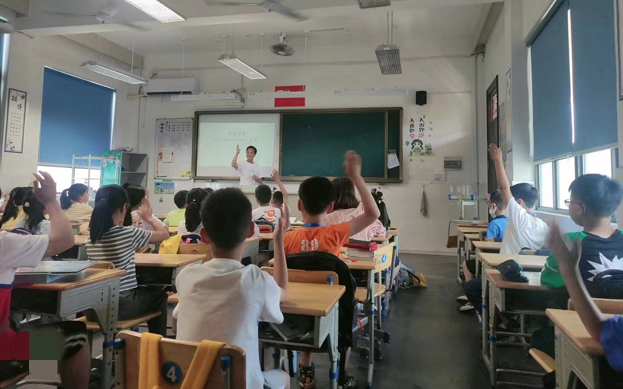 新津冯家小学